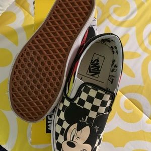 Mickey & Minnie Mouse vans